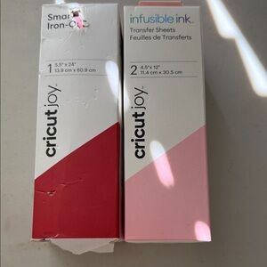 Cricut Joy Smart Iron-On and Infusible Ink Transfer Sheets - Red and Pink